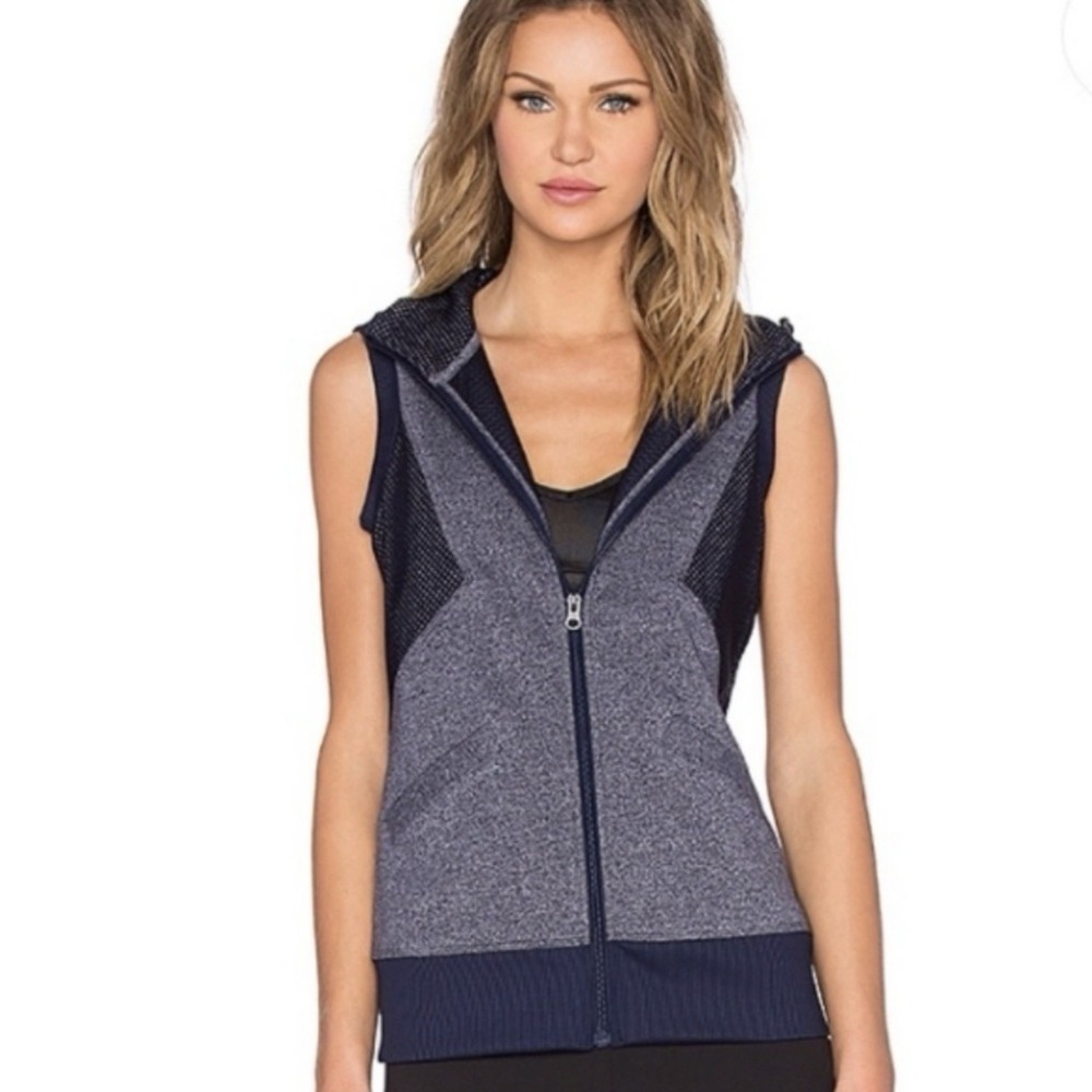 Lorna Jane Angelique Navy Heathered Athletic Zip‎ Front Sleeveless Vest Medium